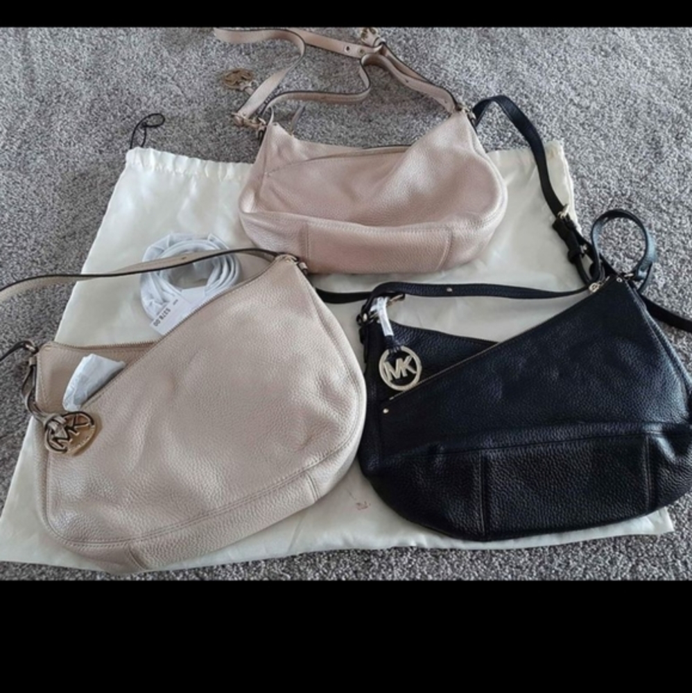 Michael kors black medium satchel